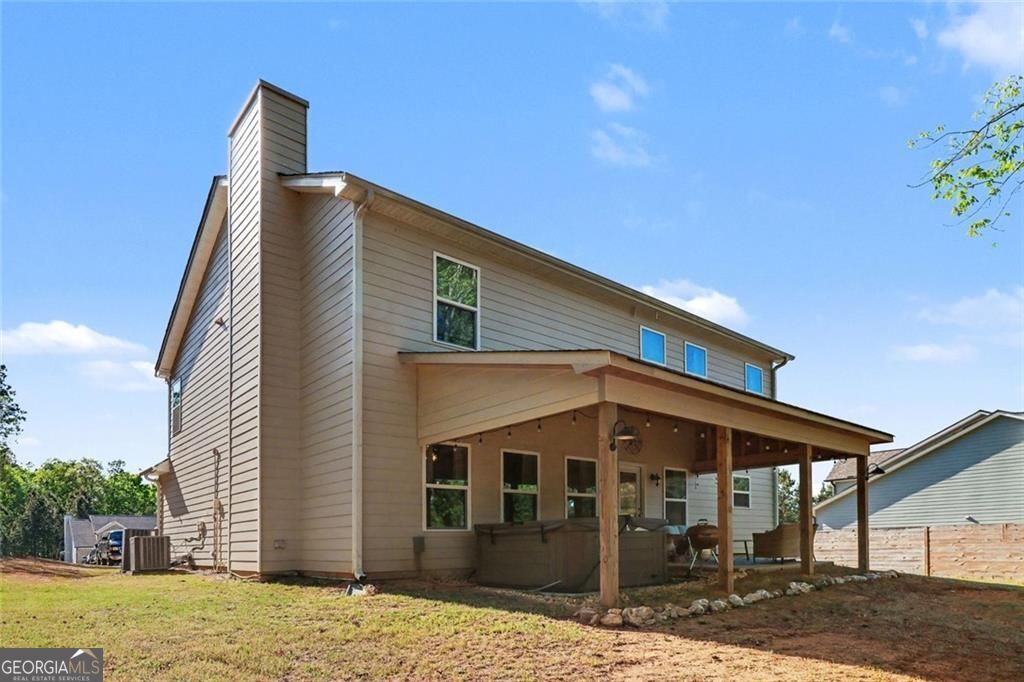 282 Shoals Trail