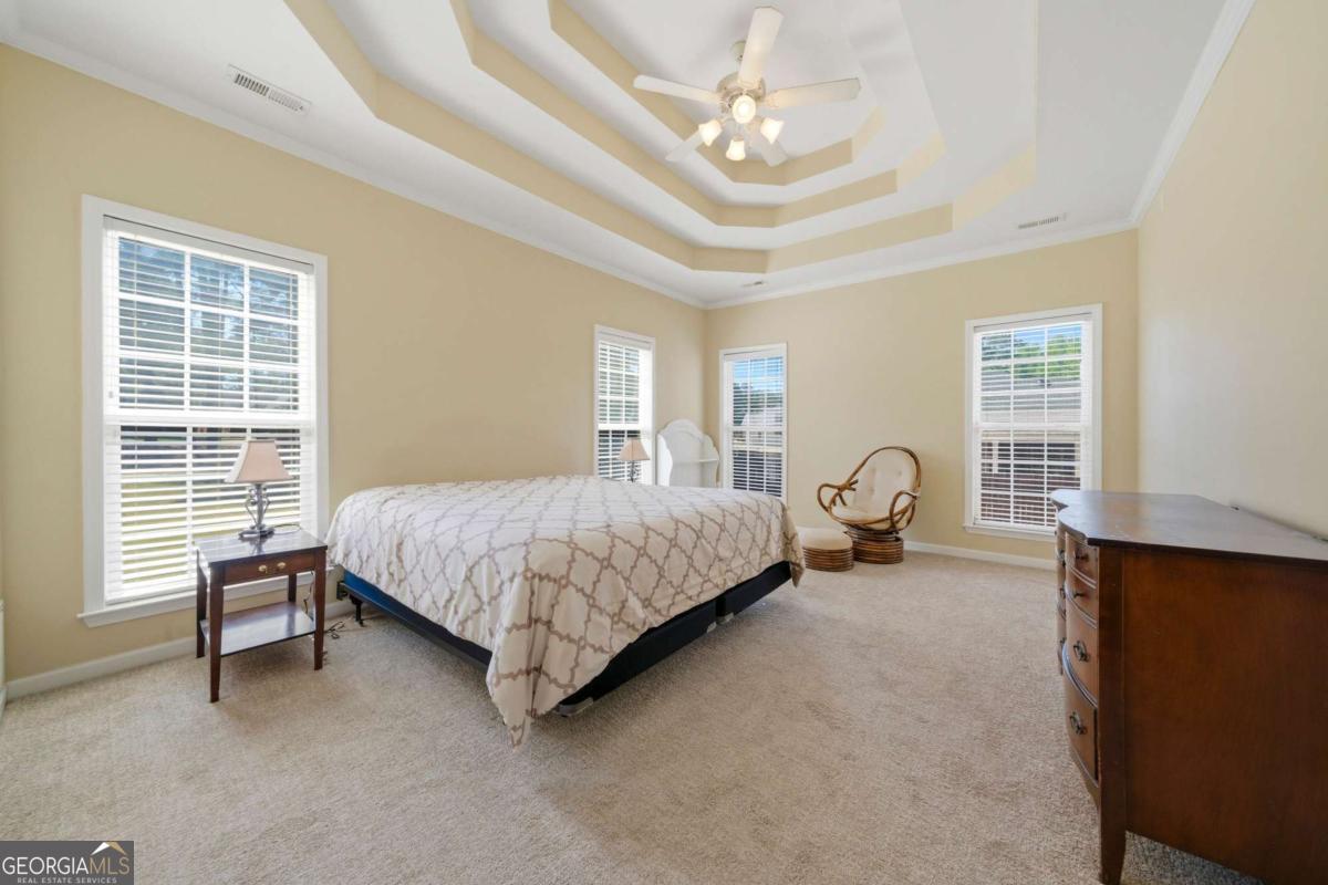 195 Chaucer Parkway