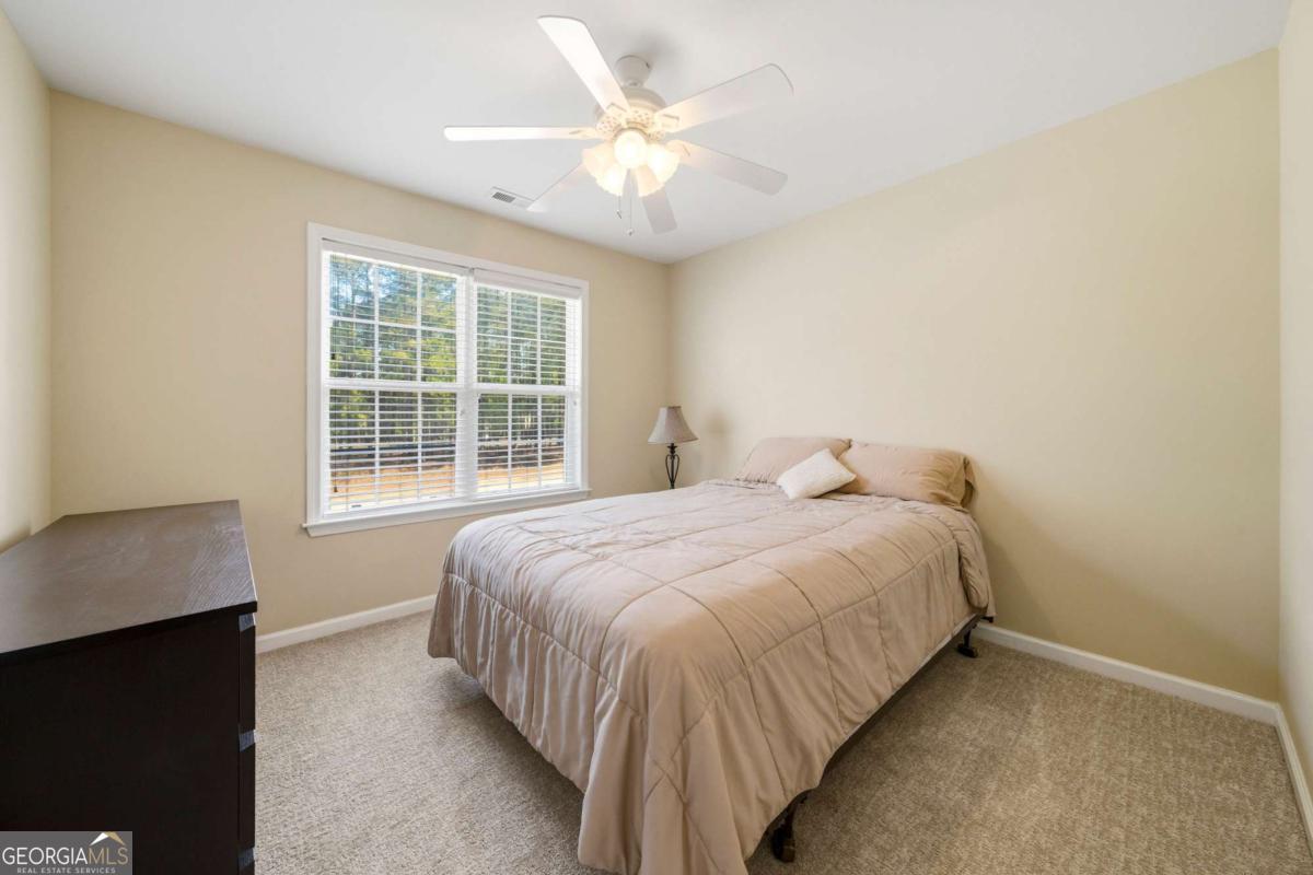 195 Chaucer Parkway