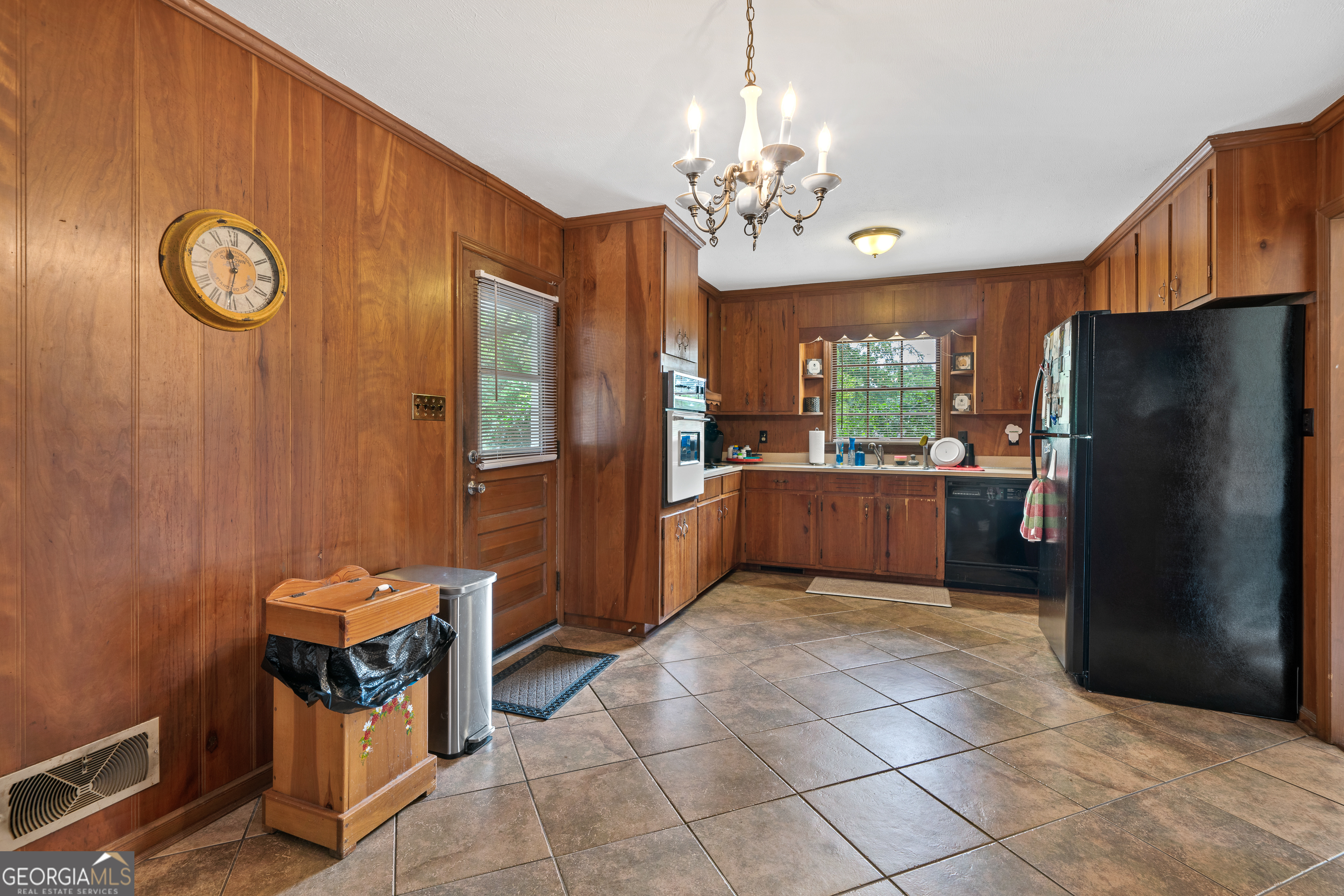 3061 General Lee Road