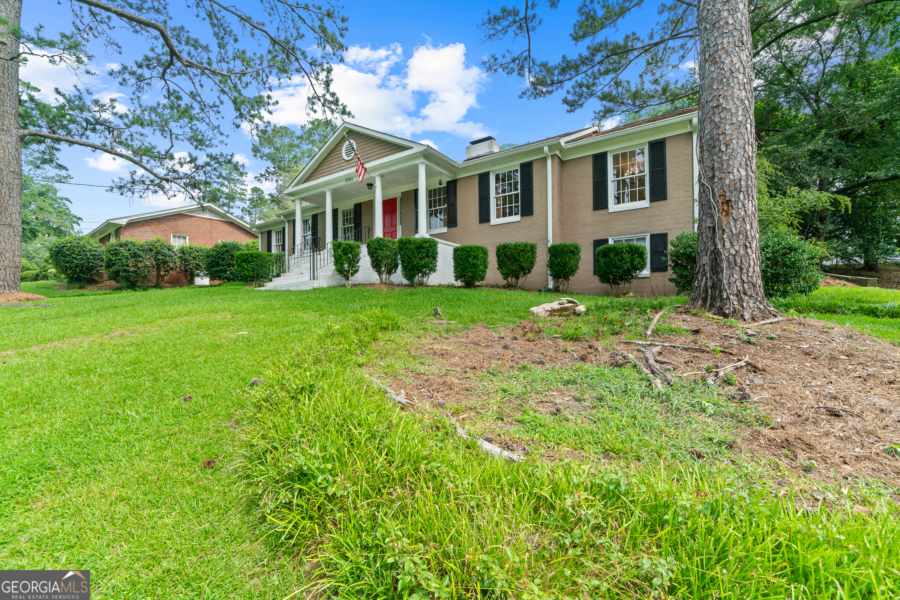 3061 General Lee Road