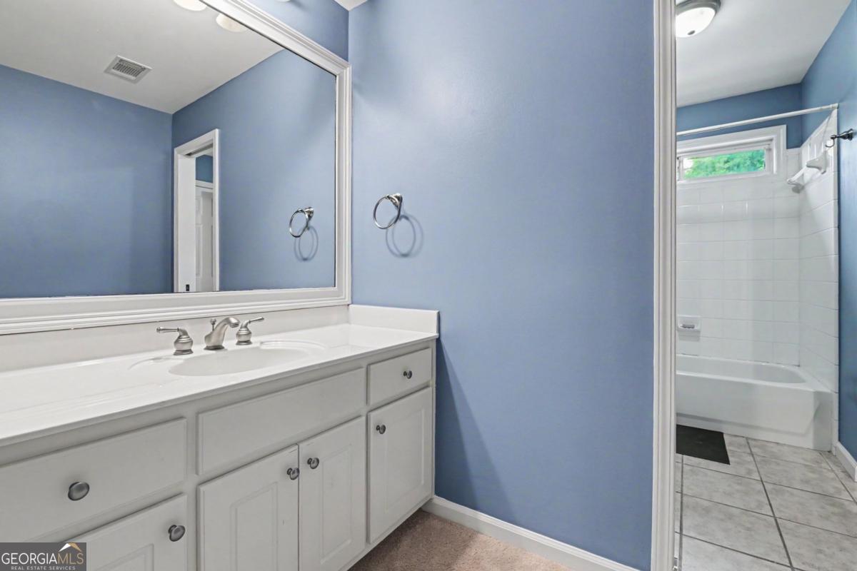 1223 Oakleigh Valley Drive