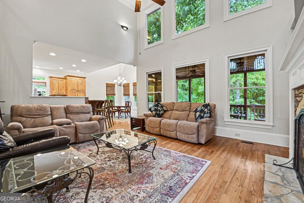 1223 Oakleigh Valley Drive
