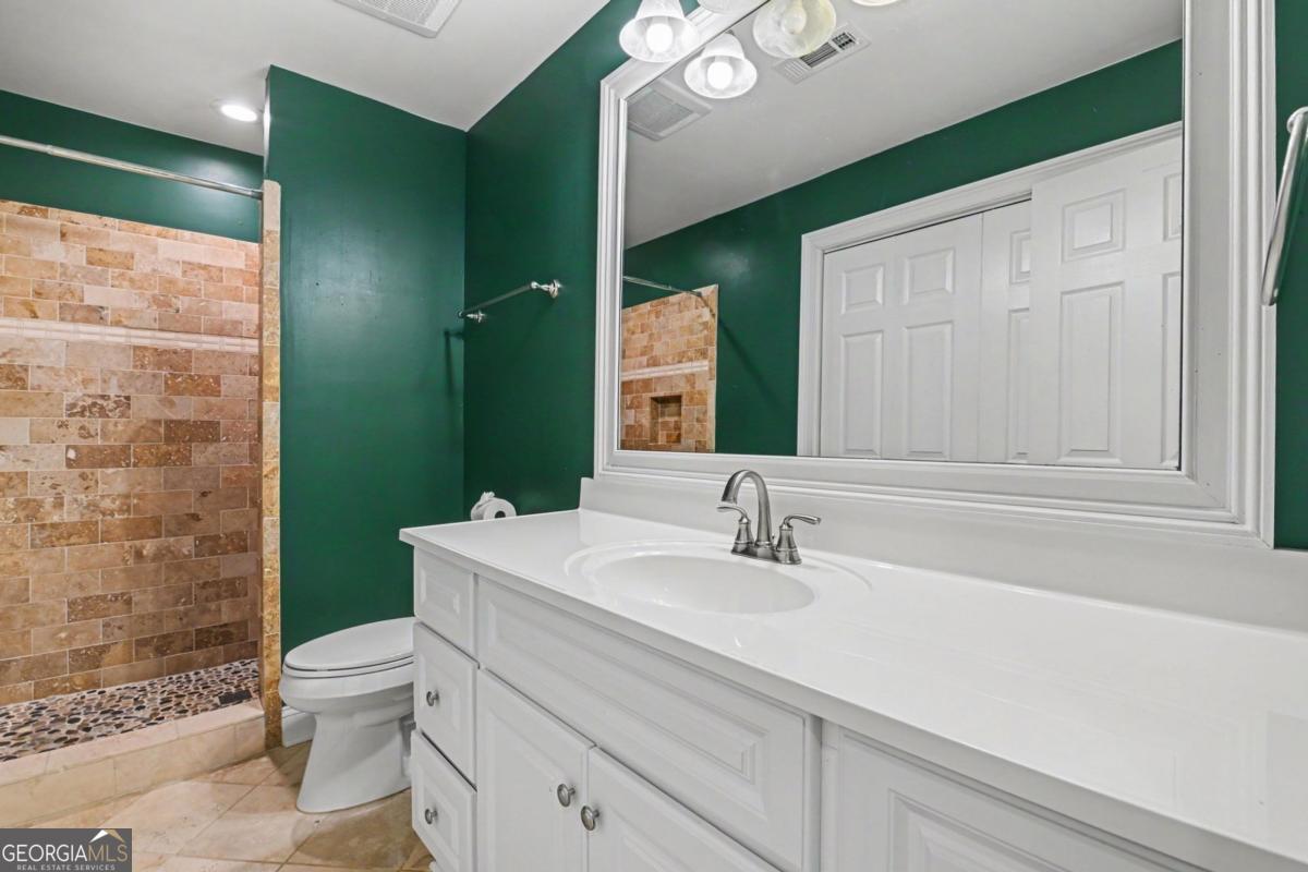 1223 Oakleigh Valley Drive