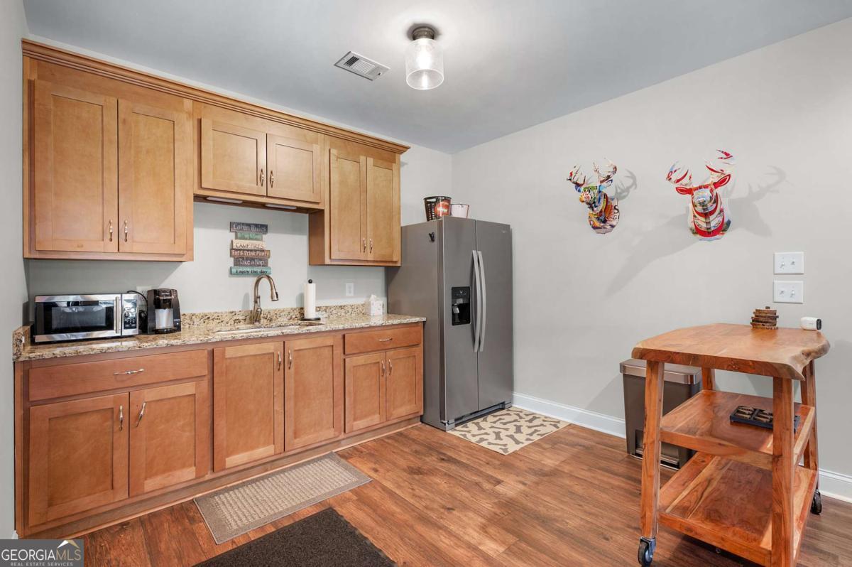 218 Oakwood Lane