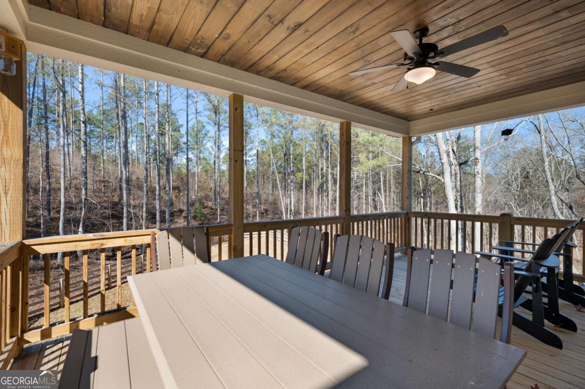 218 Oakwood Lane