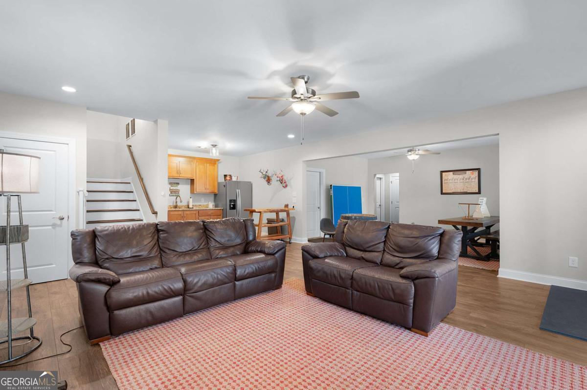 218 Oakwood Lane