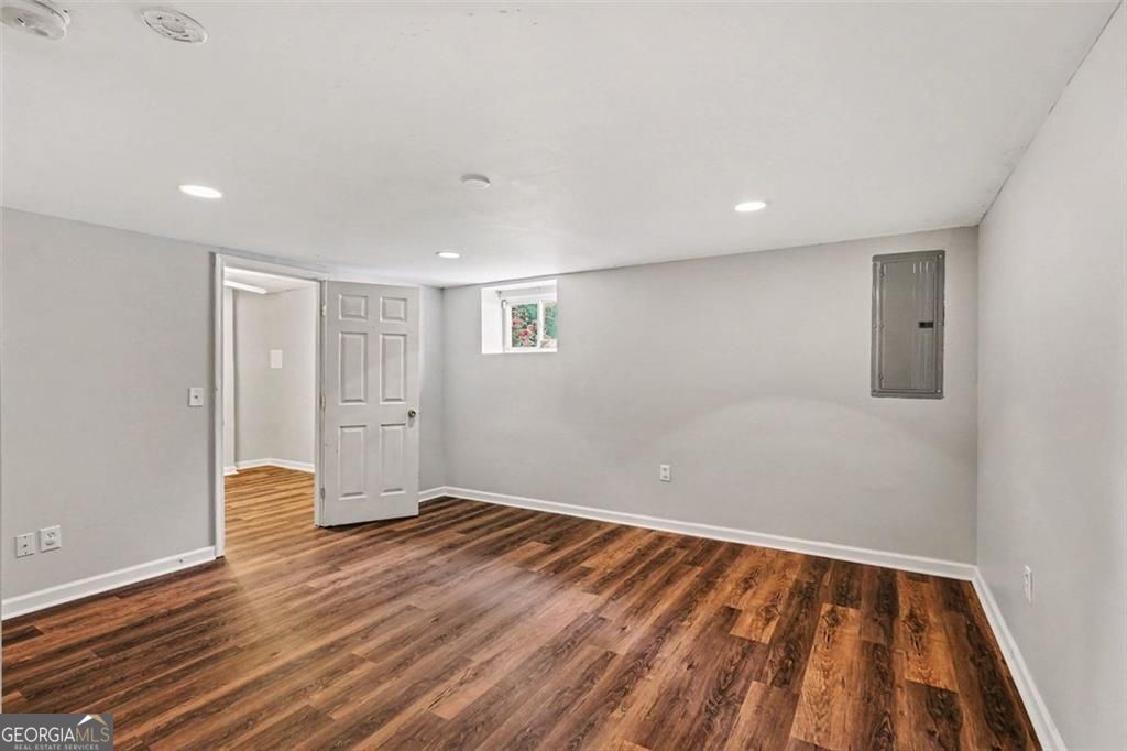 302 Fairview Lane