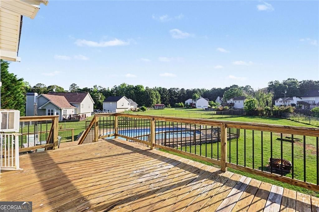 302 Fairview Lane