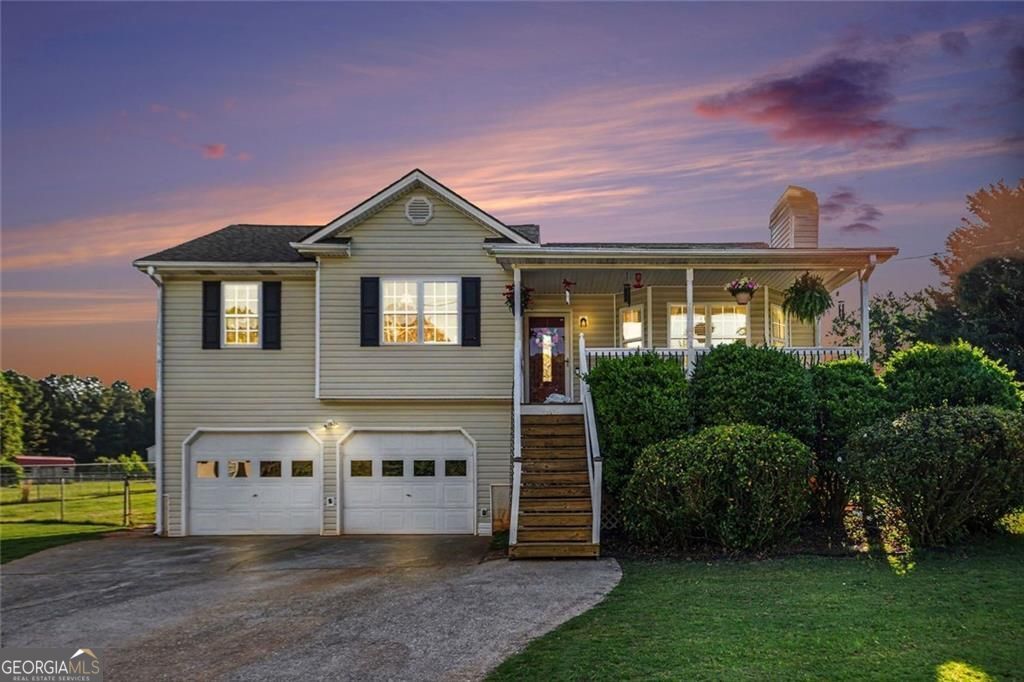302 Fairview Lane