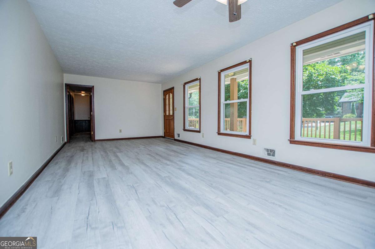 6170 Shallow Wood Lane