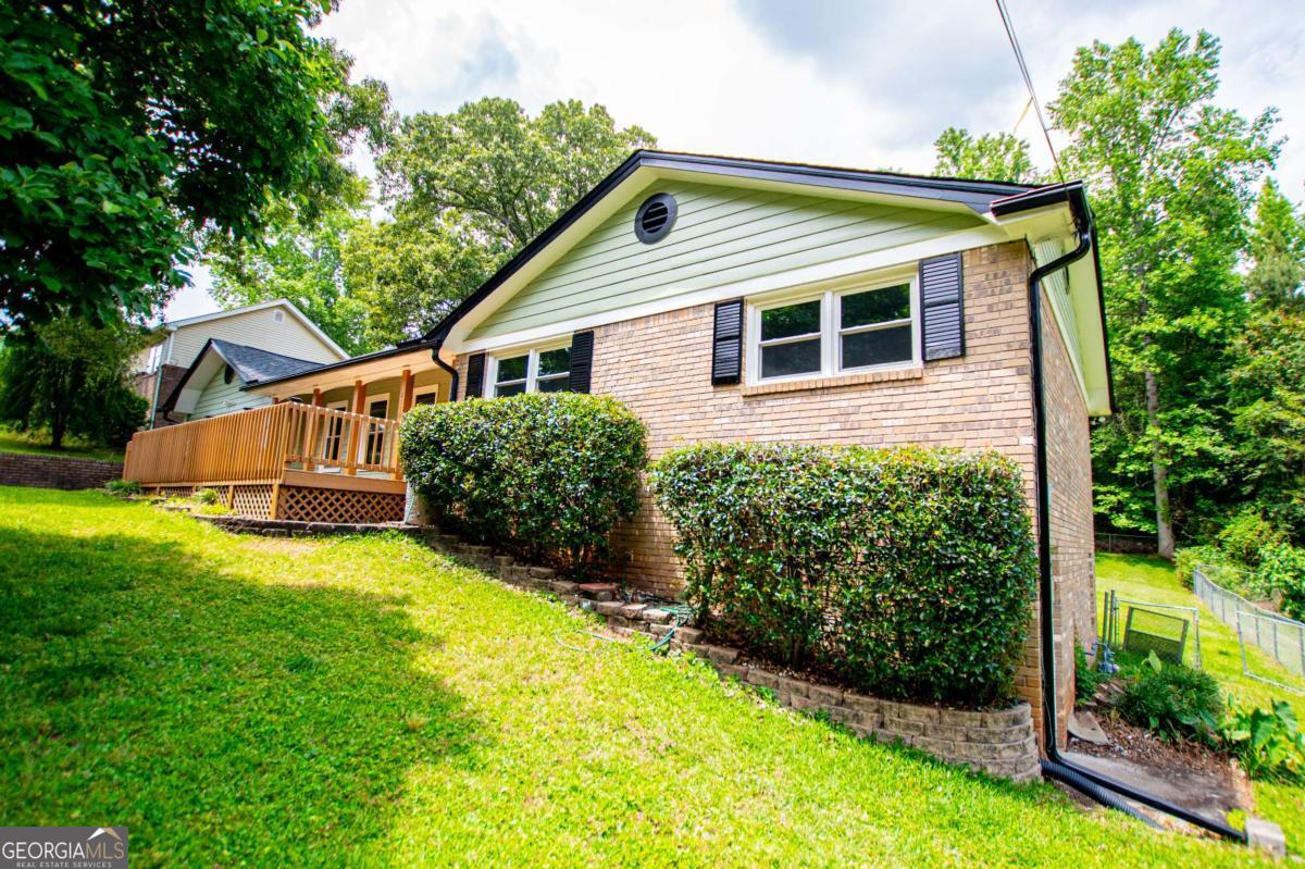 6170 Shallow Wood Lane
