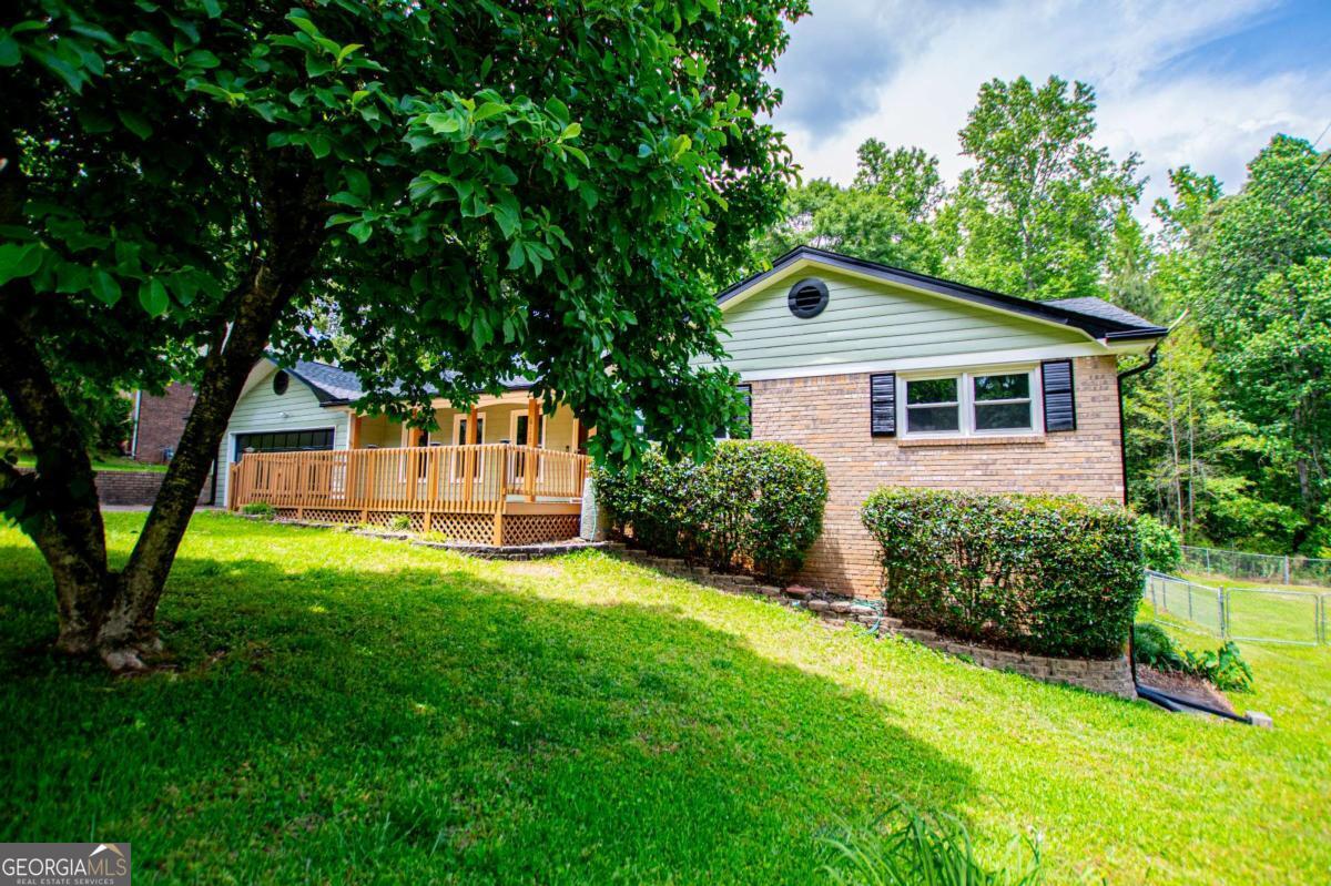 6170 Shallow Wood Lane