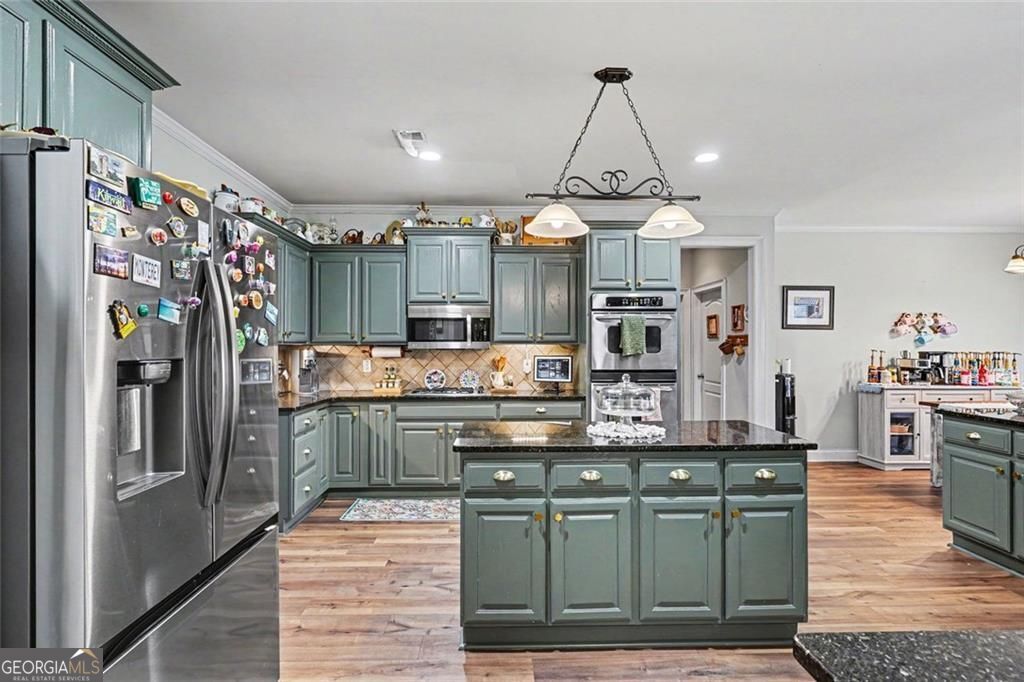 8100 Powhattan Court