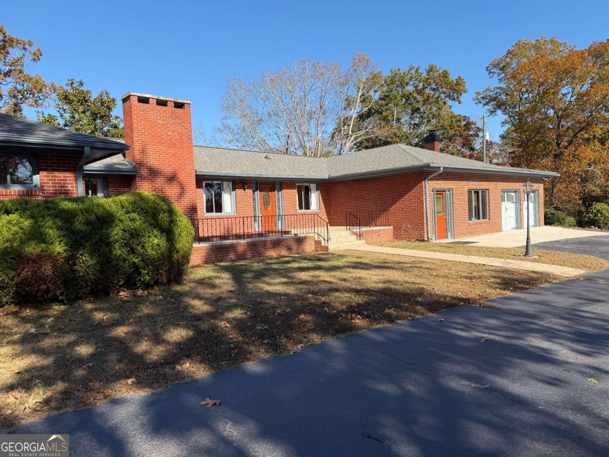 1530 Lost Mountain Road