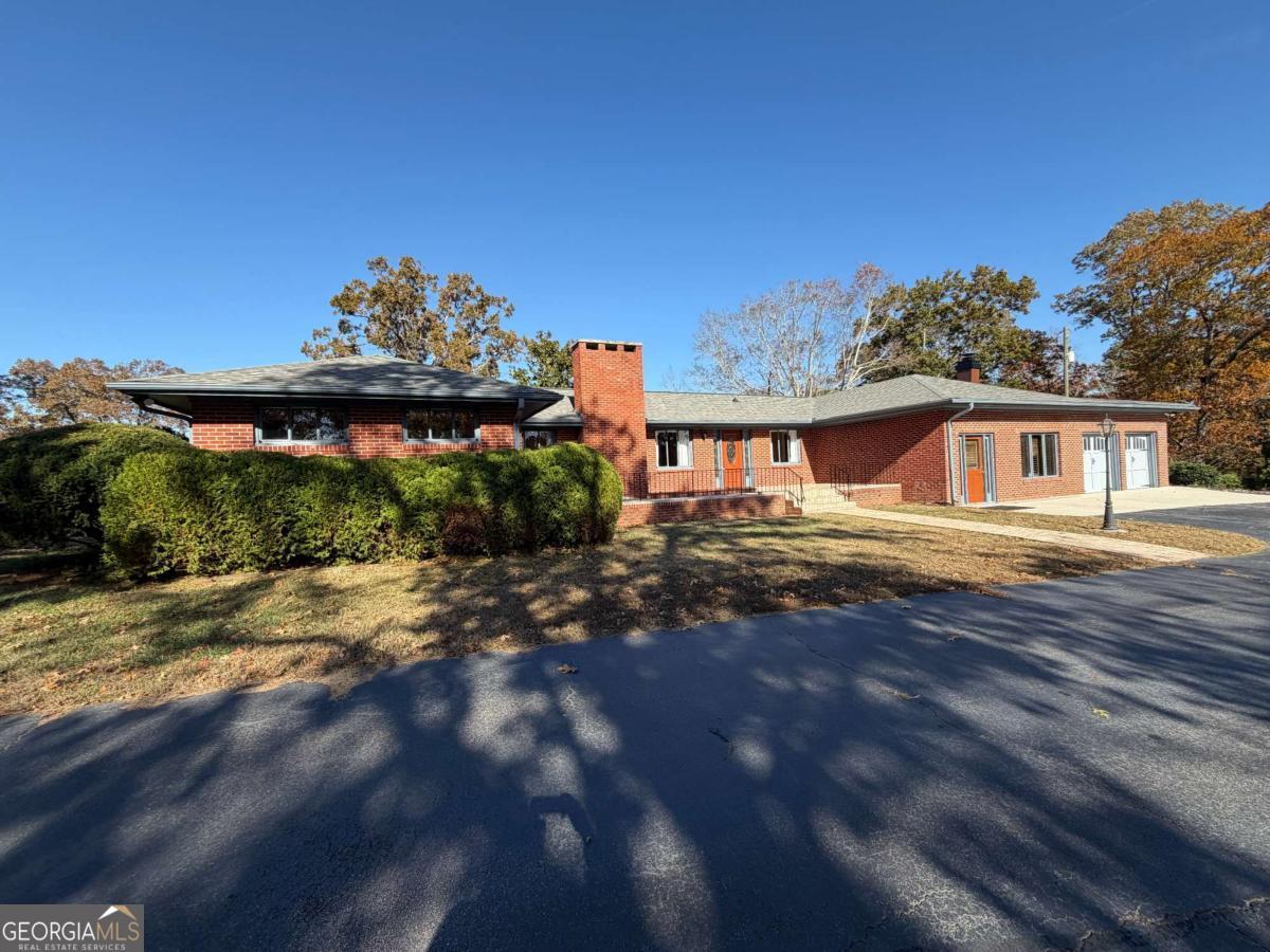 1530 Lost Mountain Road