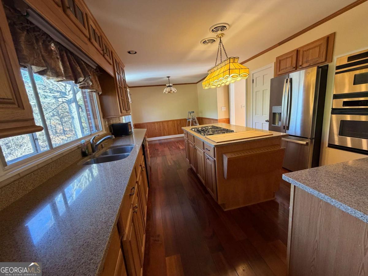 1530 Lost Mountain Road