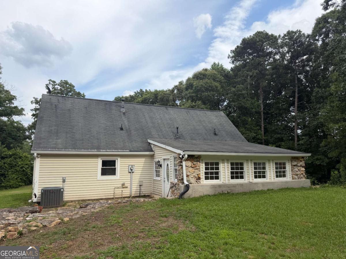 1526 Lost Mountain Road