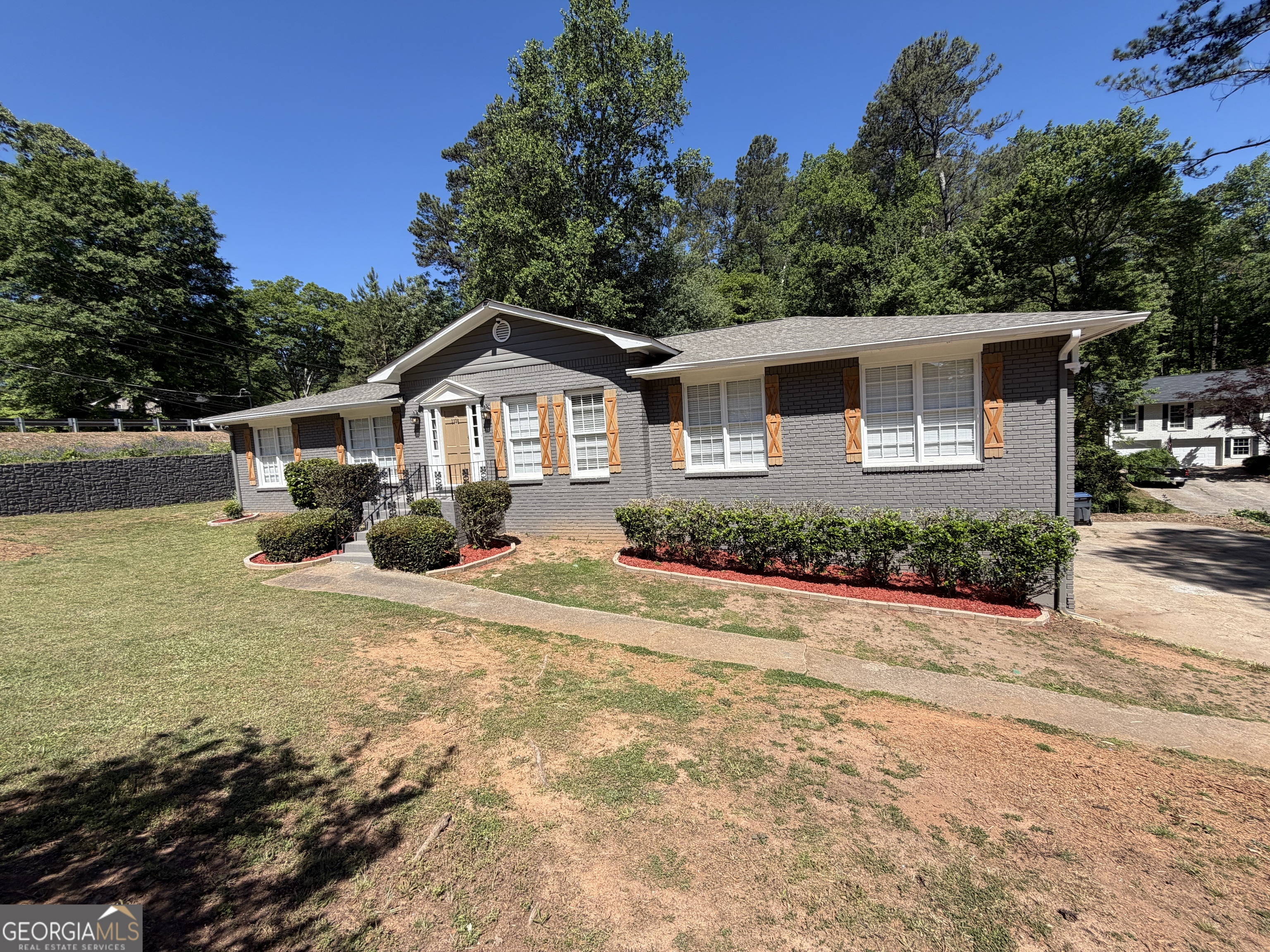3336 Camelot Drive