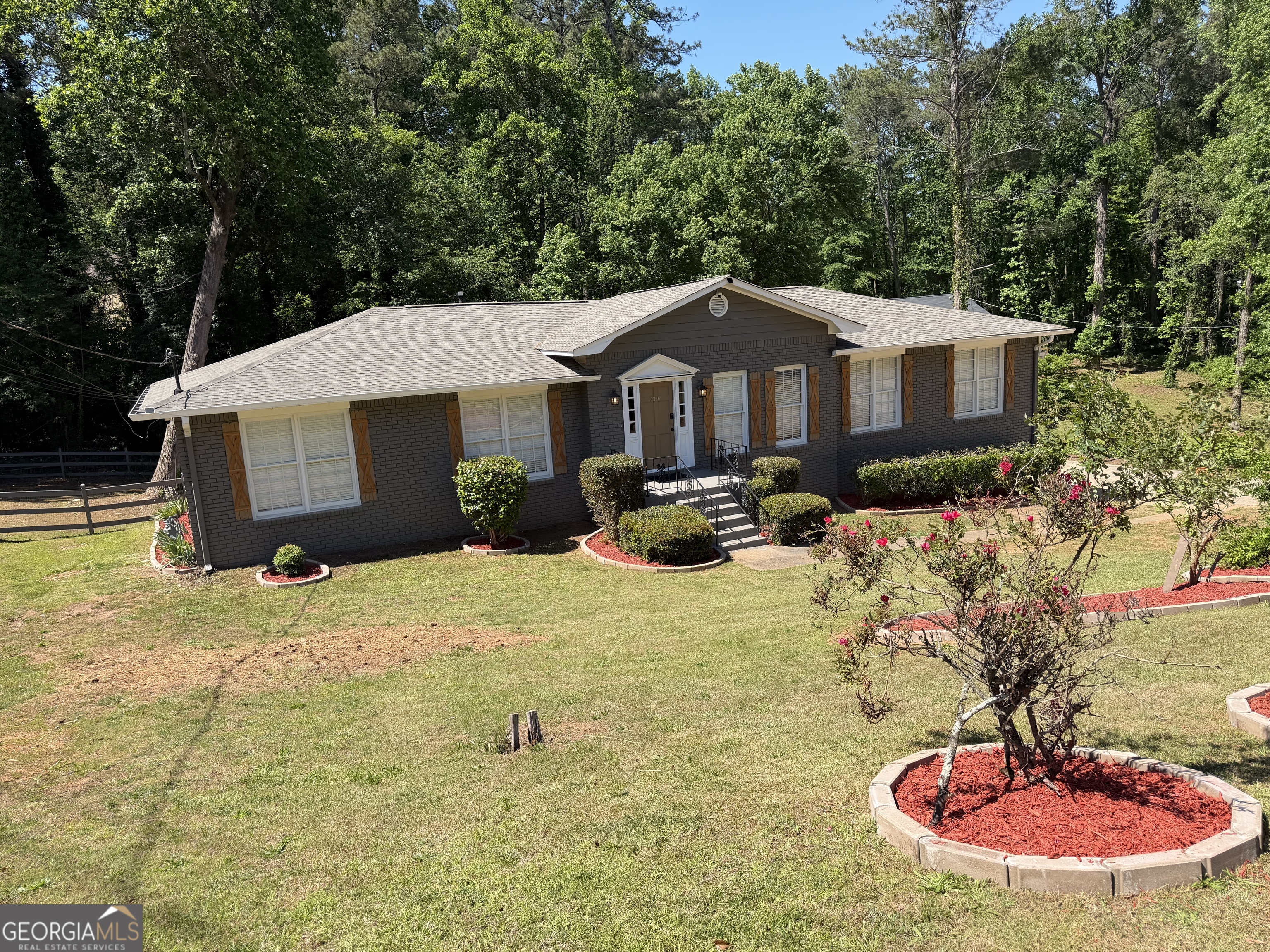 3336 Camelot Drive