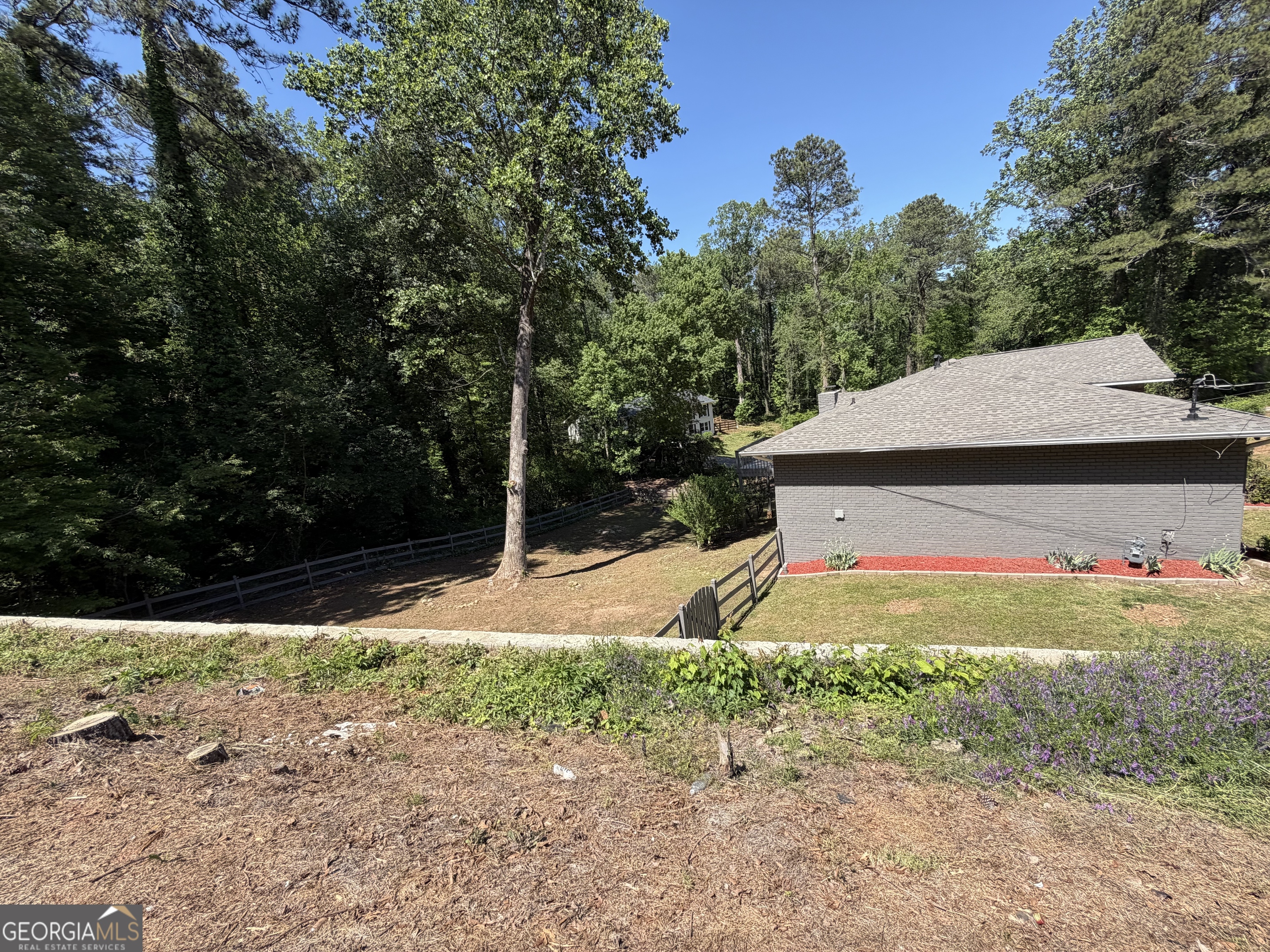 3336 Camelot Drive