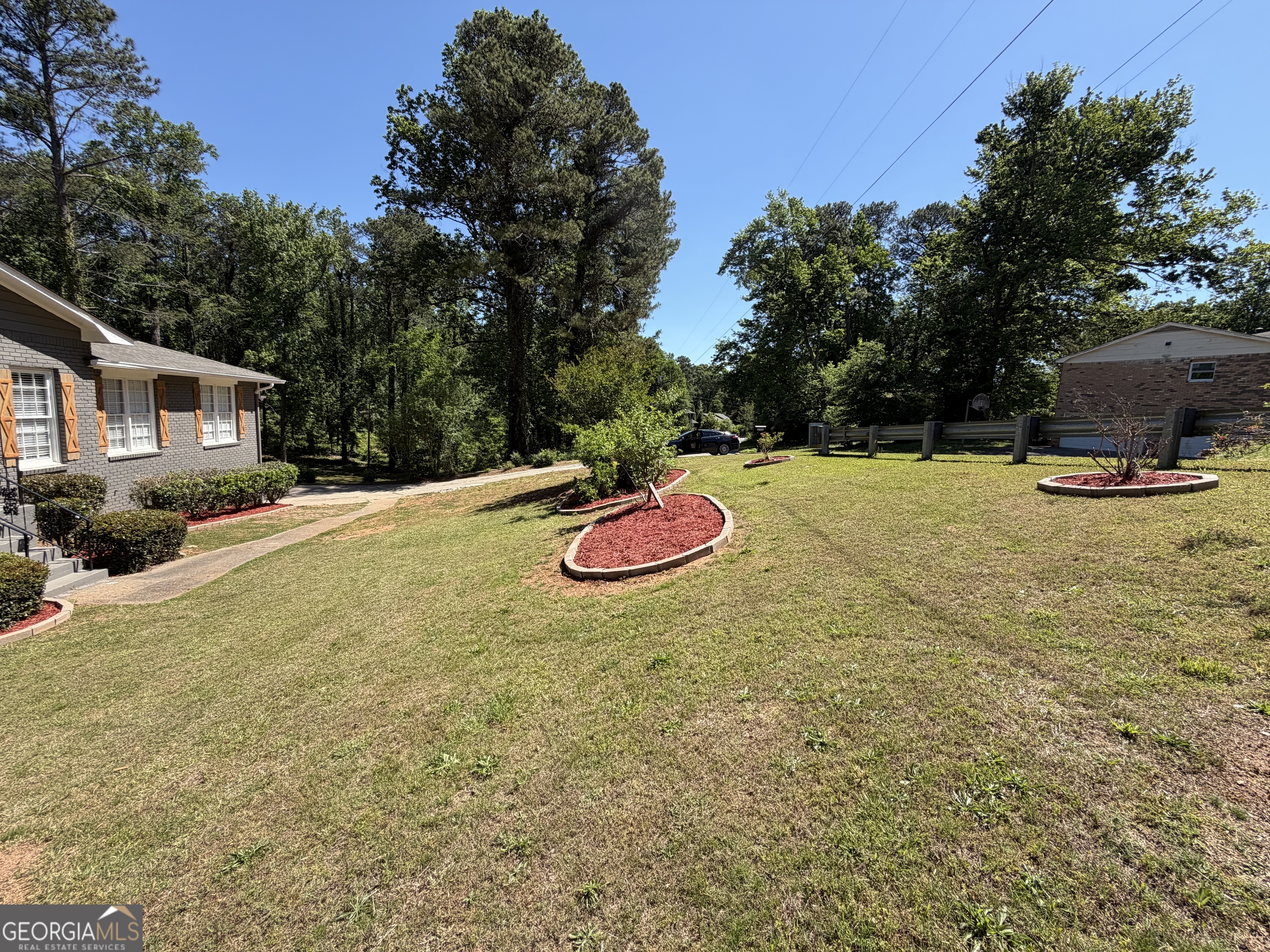 3336 Camelot Drive