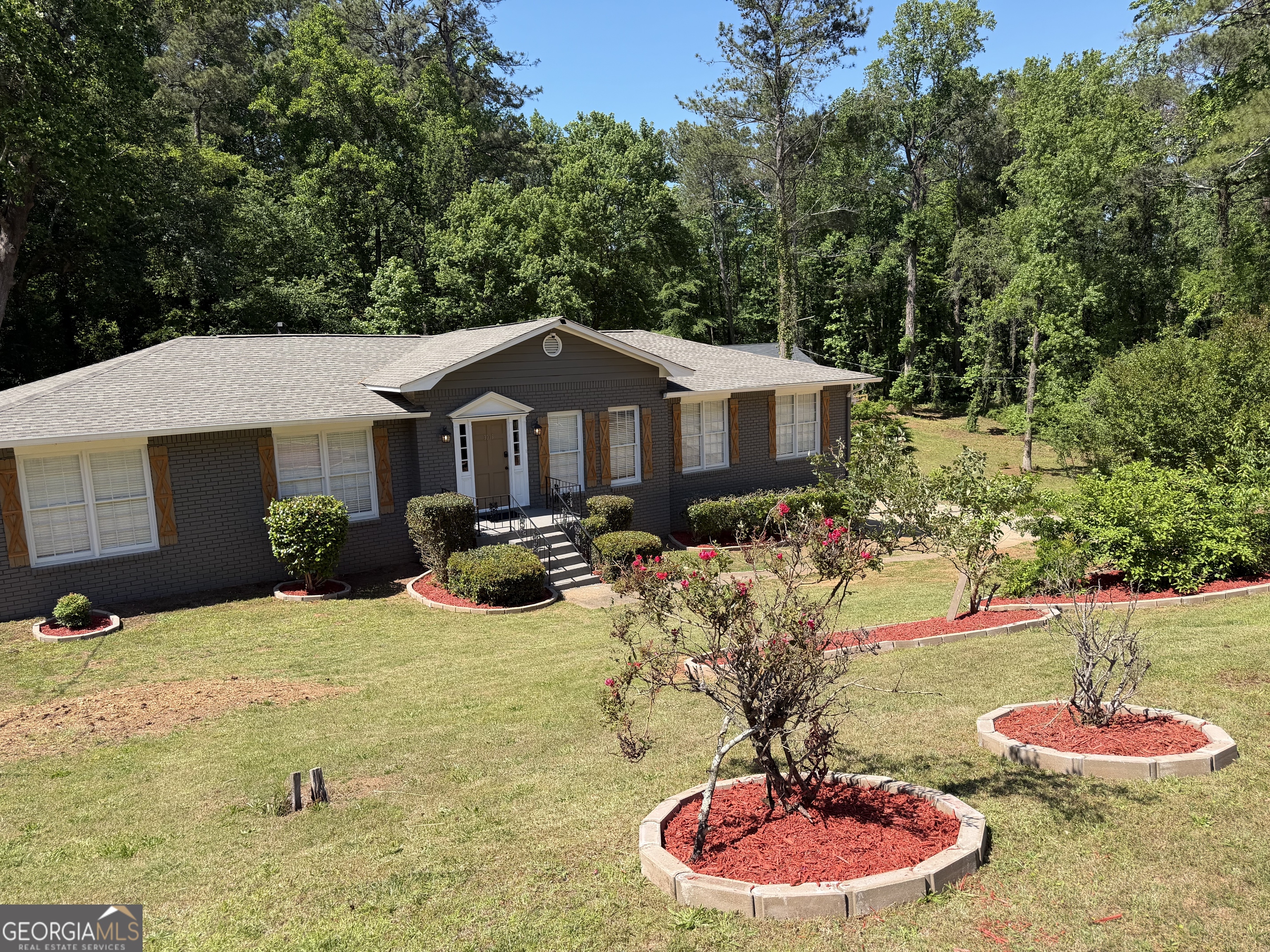 3336 Camelot Drive