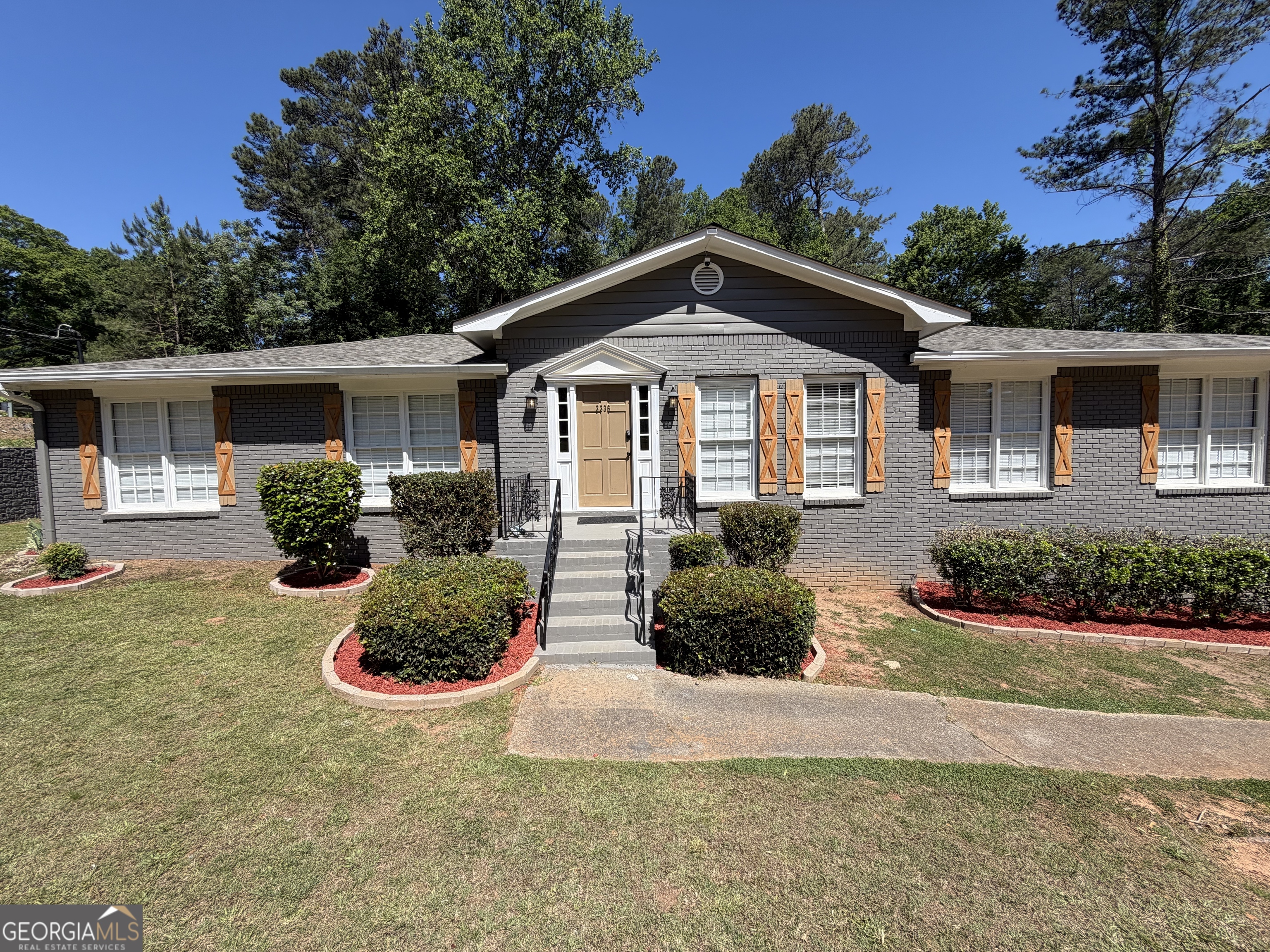 3336 Camelot Drive