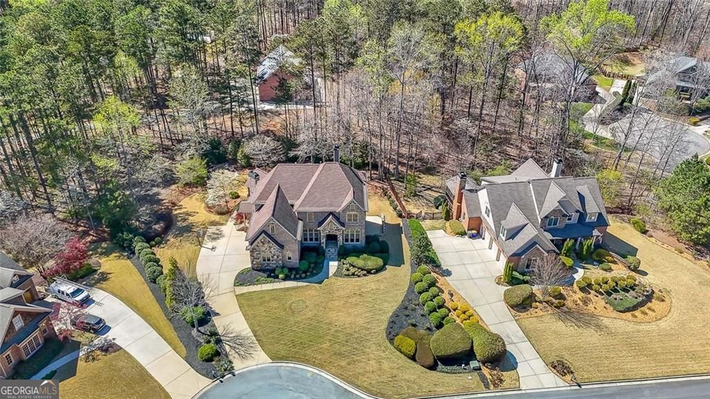 1485 White Rose Court NW