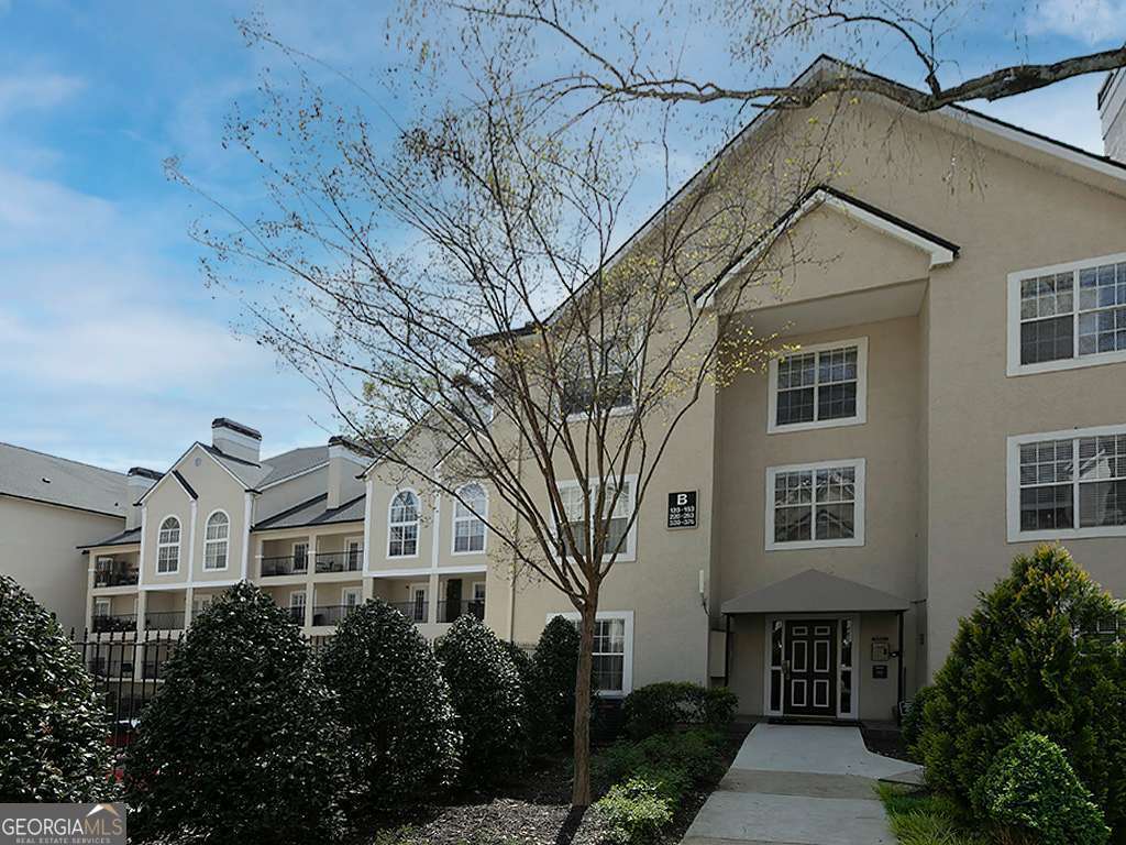 3655 Habersham Road NE # 352