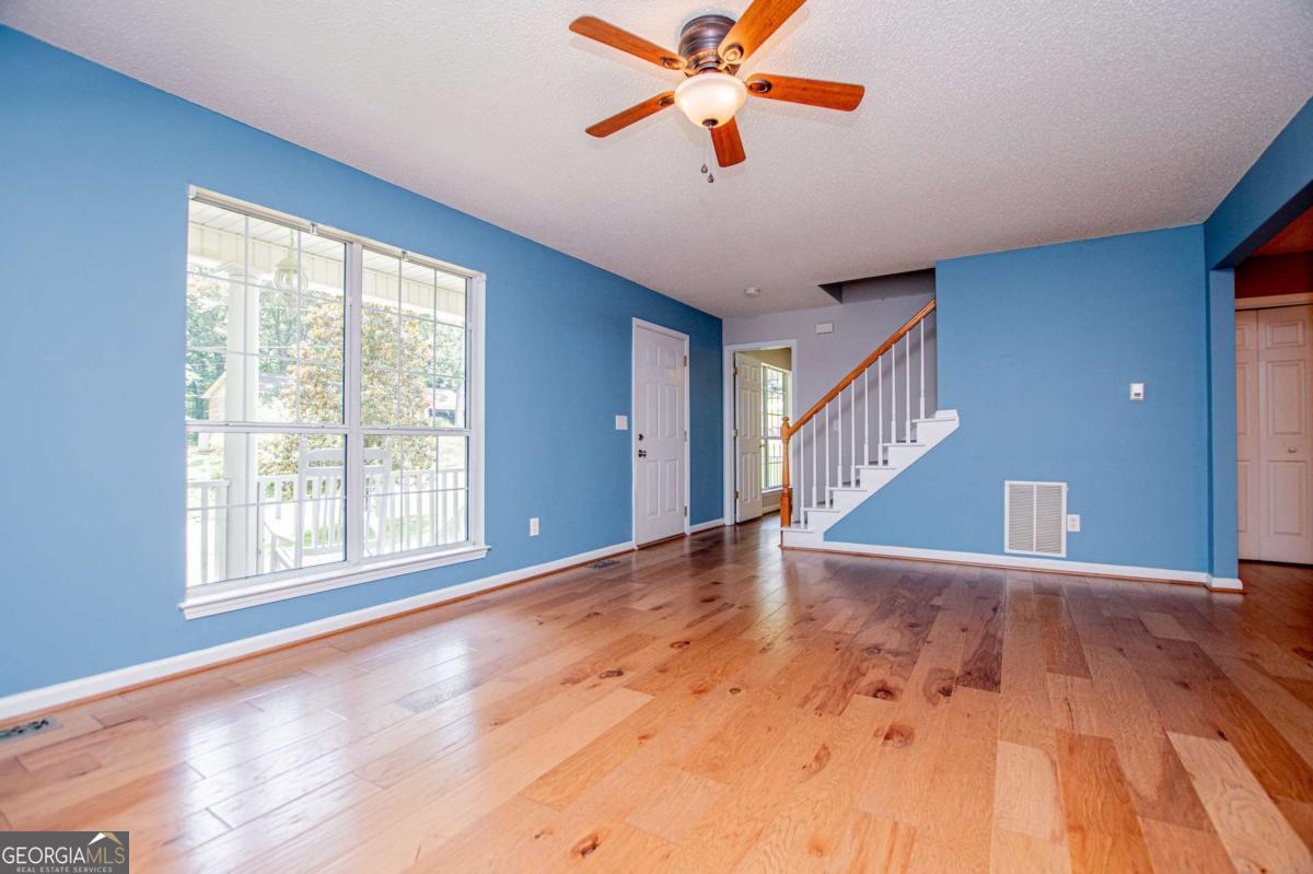 6150 Shallow Wood Lane