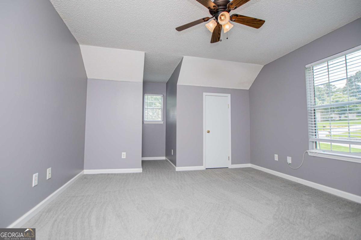 6150 Shallow Wood Lane
