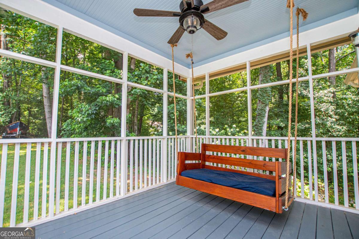 6150 Shallow Wood Lane