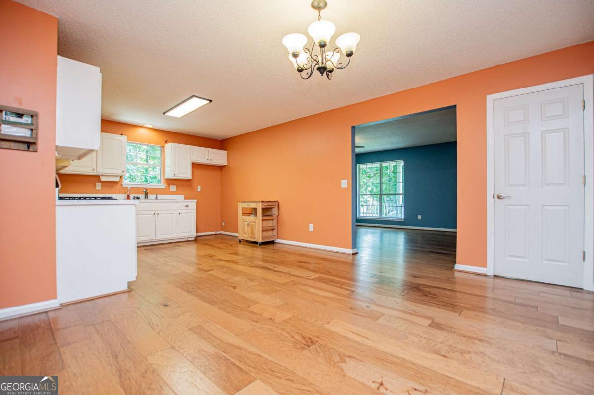 6150 Shallow Wood Lane