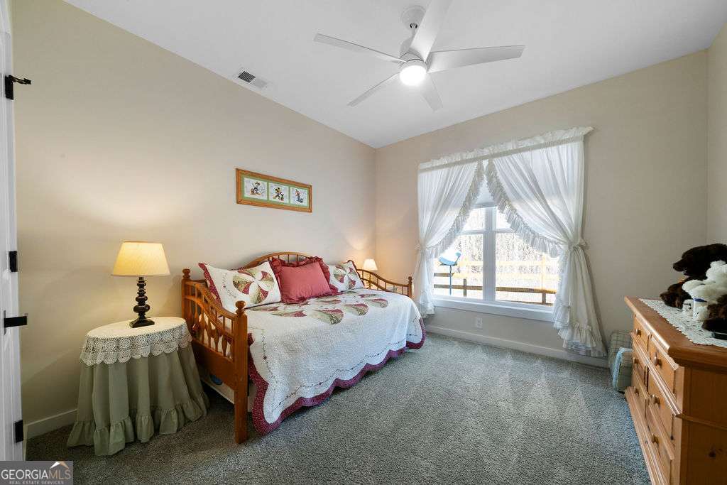 24 Plantation Oaks Dr