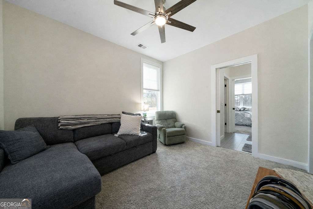 24 Plantation Oaks Dr