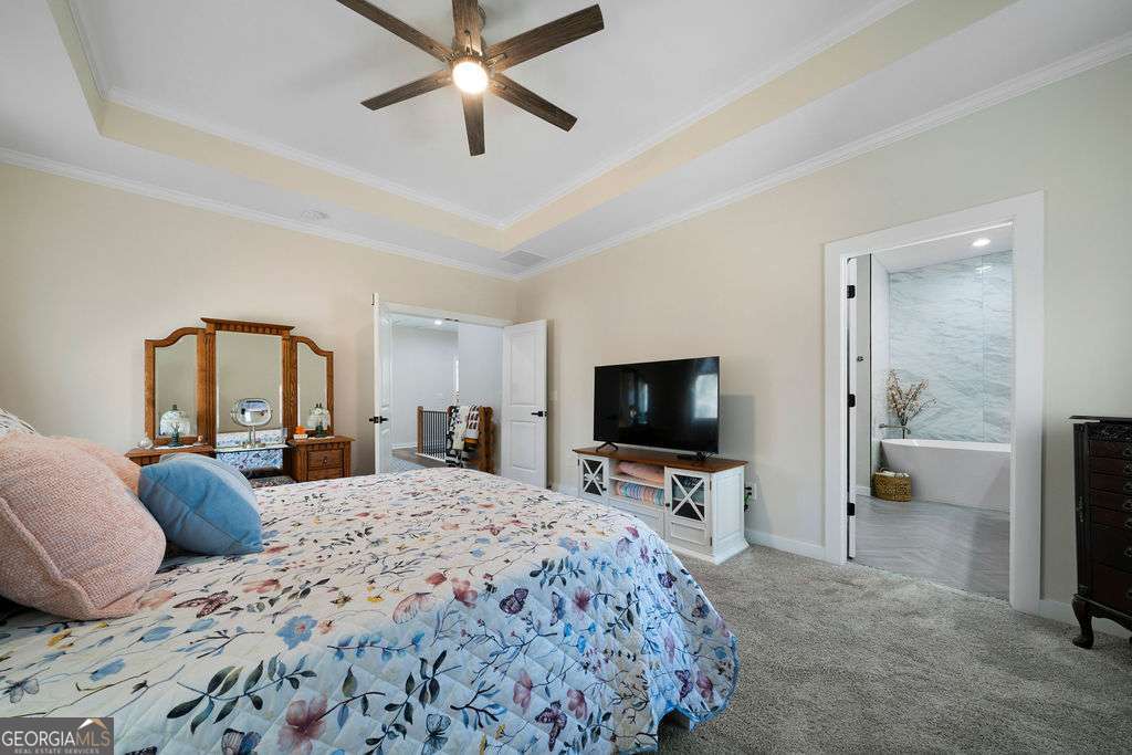 24 Plantation Oaks Dr