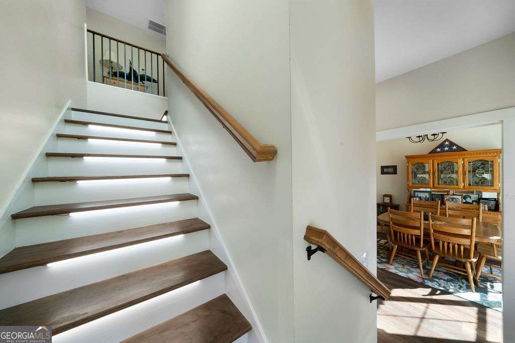24 Plantation Oaks Dr