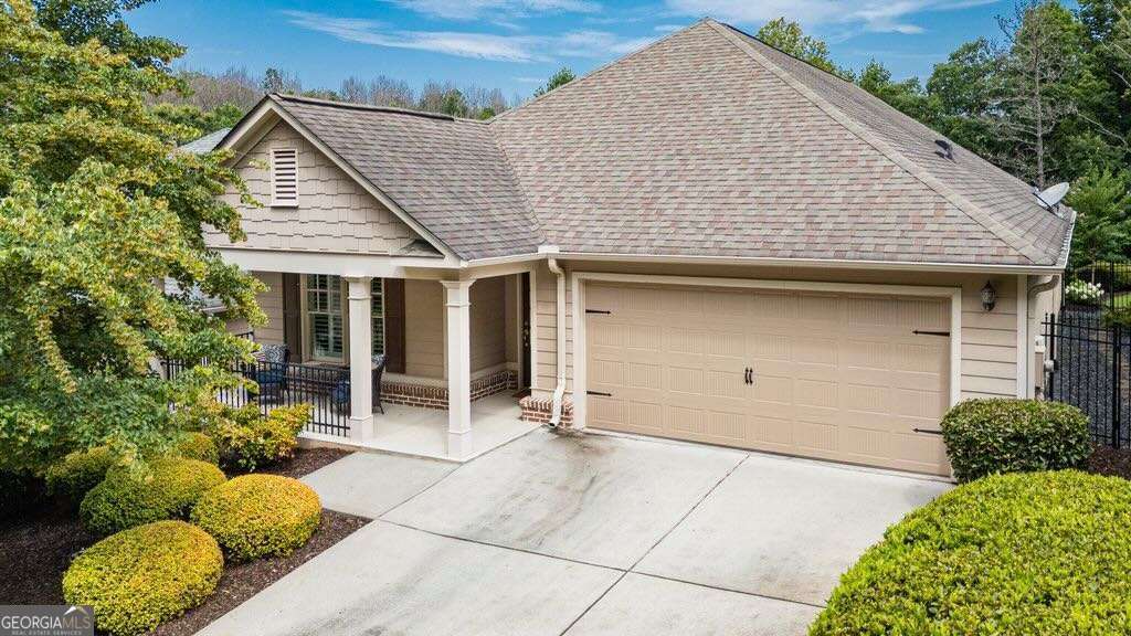 234 Summit Trail