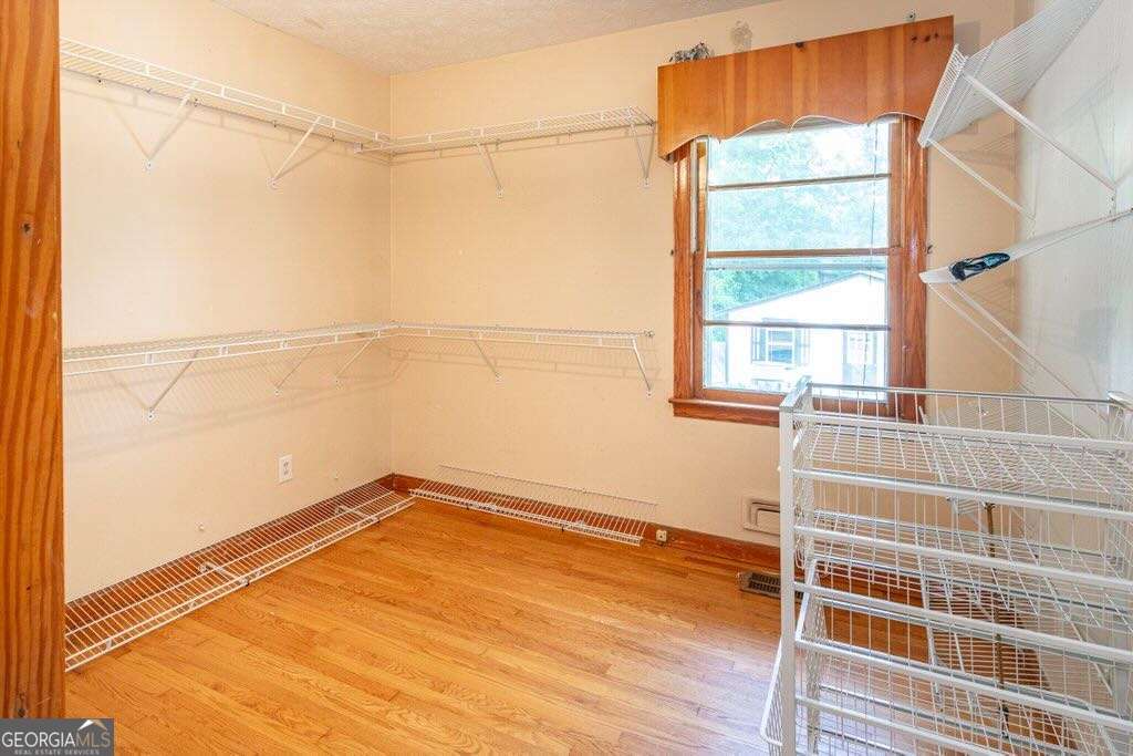 7194 Reinhardt College Parkway