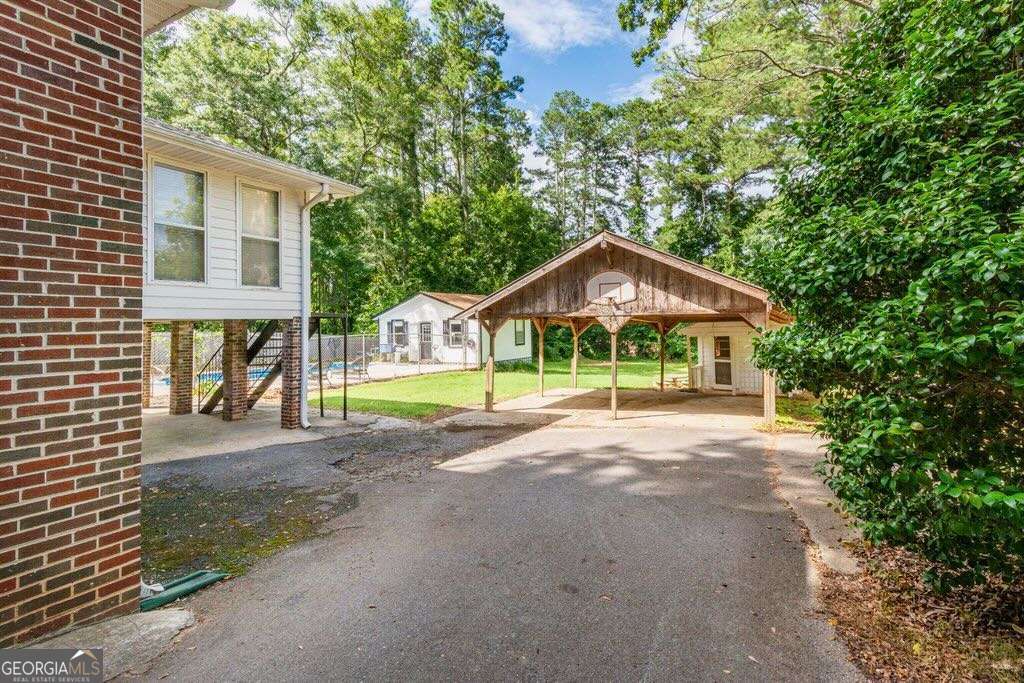 7194 Reinhardt College Parkway
