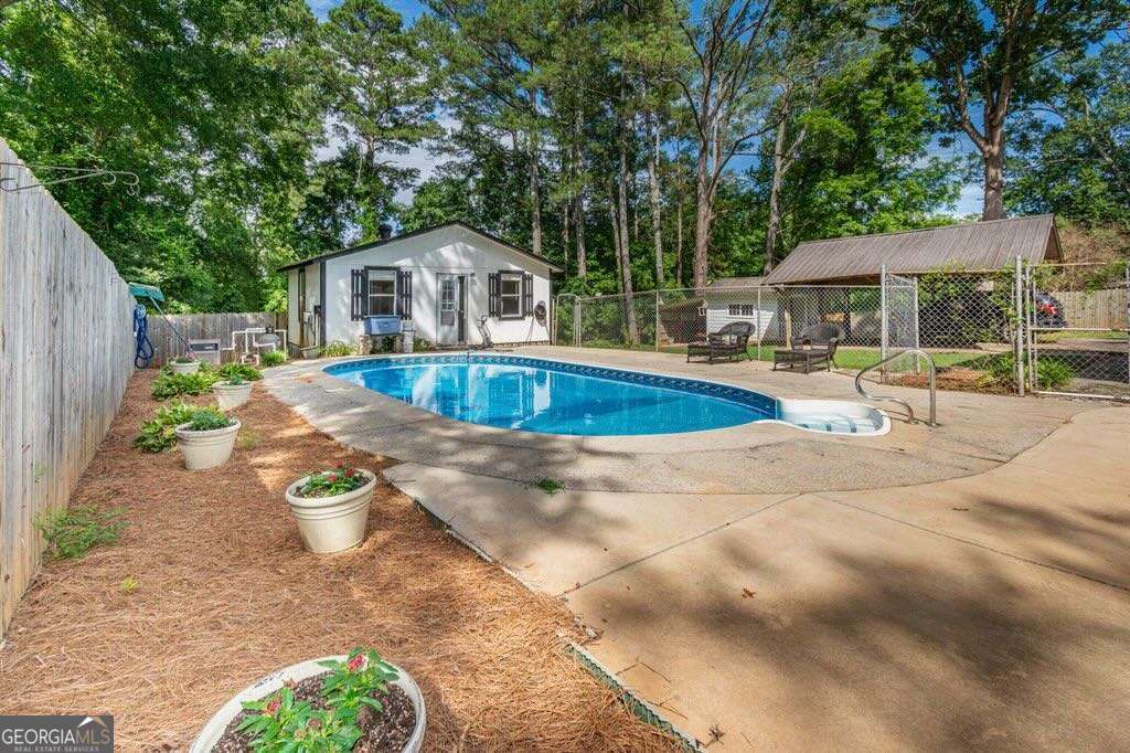 7194 Reinhardt College Parkway