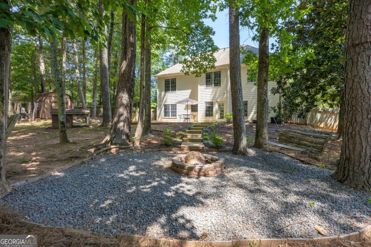 1100 Arya Drive