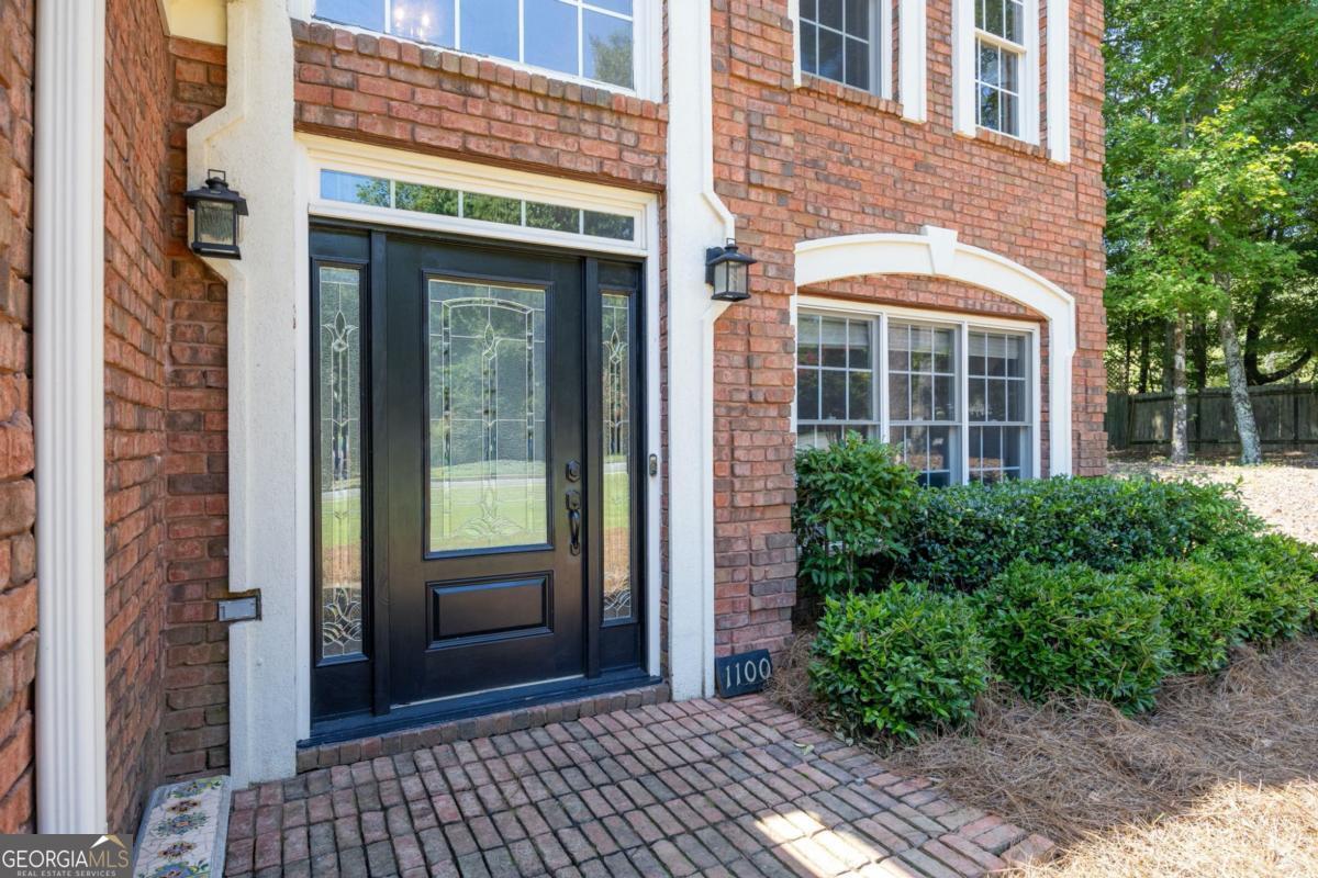 1100 Arya Drive