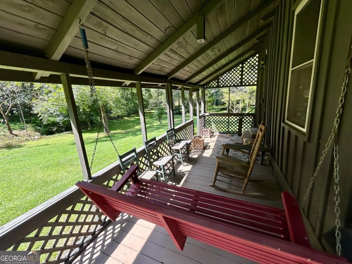 581 N Garrett Branch Road