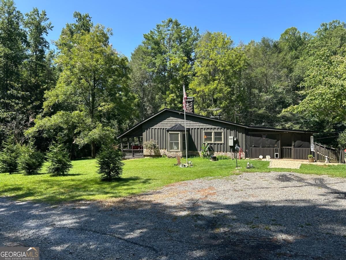 581 N Garrett Branch Road