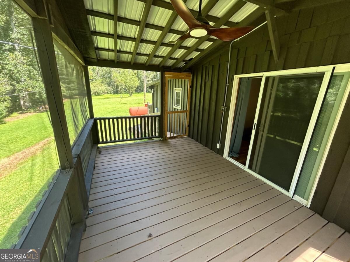 581 N Garrett Branch Road