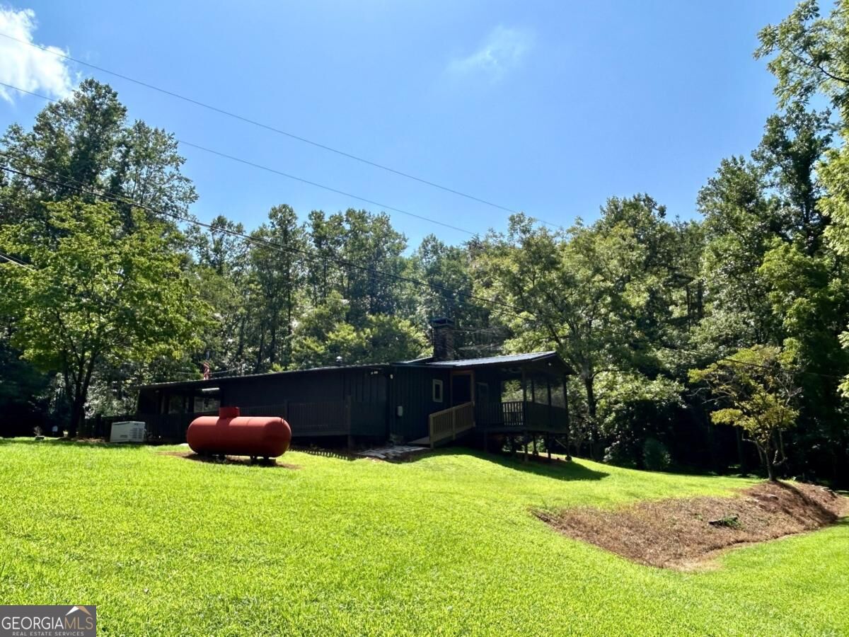 581 N Garrett Branch Road