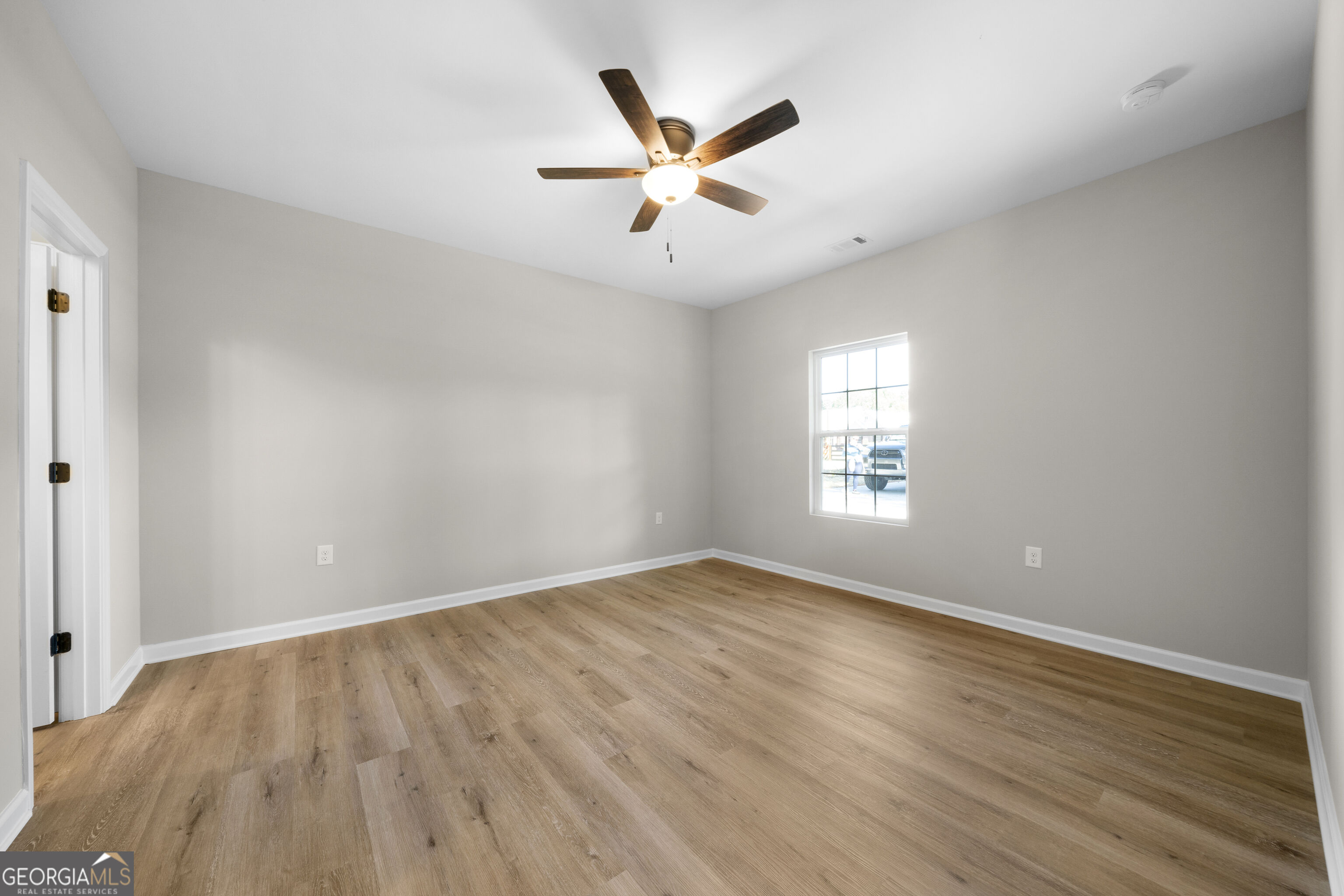 652 Harris Circle