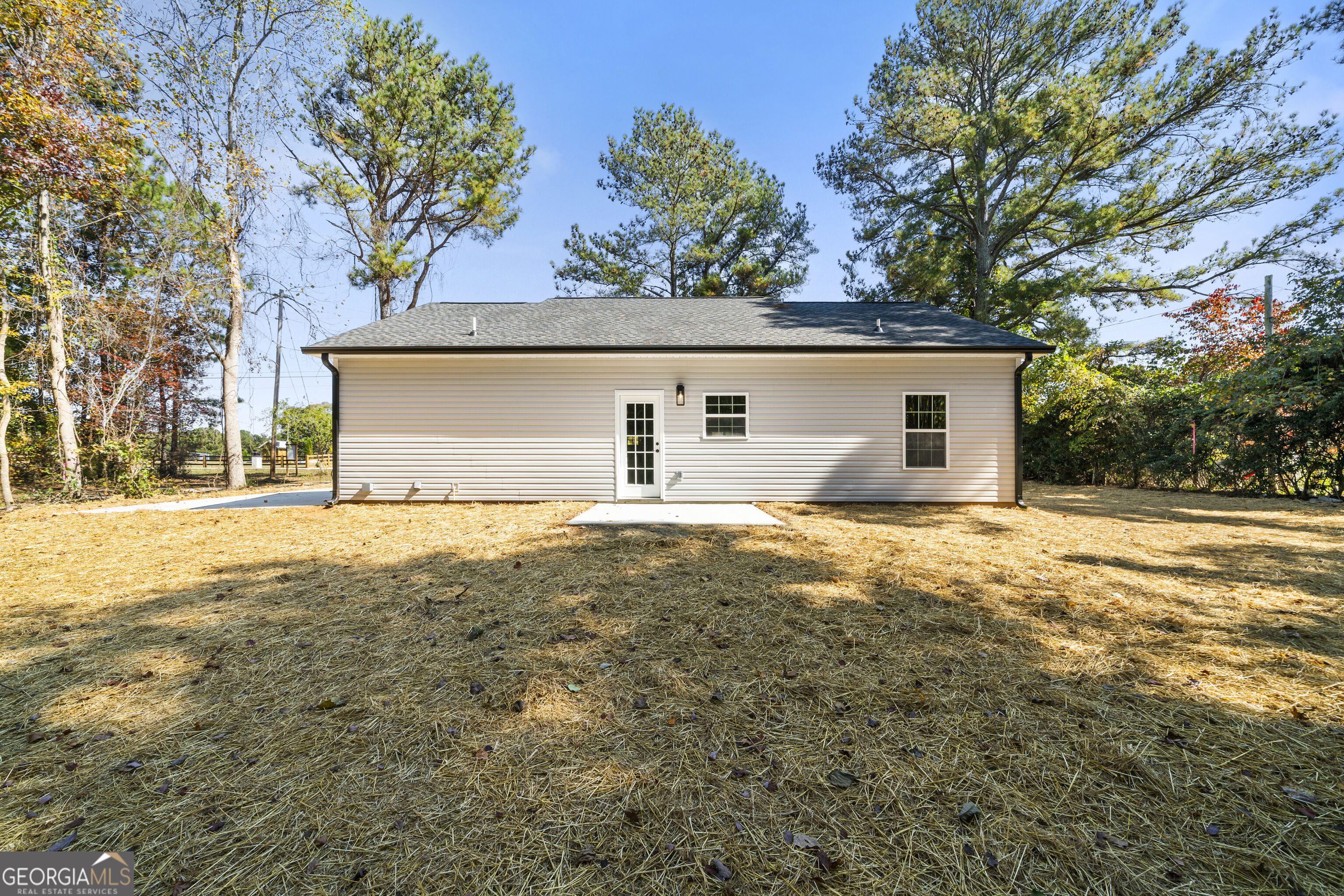 652 Harris Circle